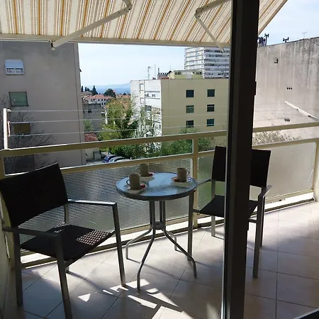 Apartment Urban Adriatic *